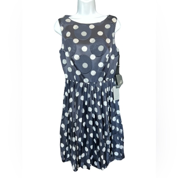 Adrianna Papell Dresses & Skirts - 🆕 💙 NWT ADRIANNA PAPELL Navy & White Polka Dot Fit & Flare Dress | Size 4
